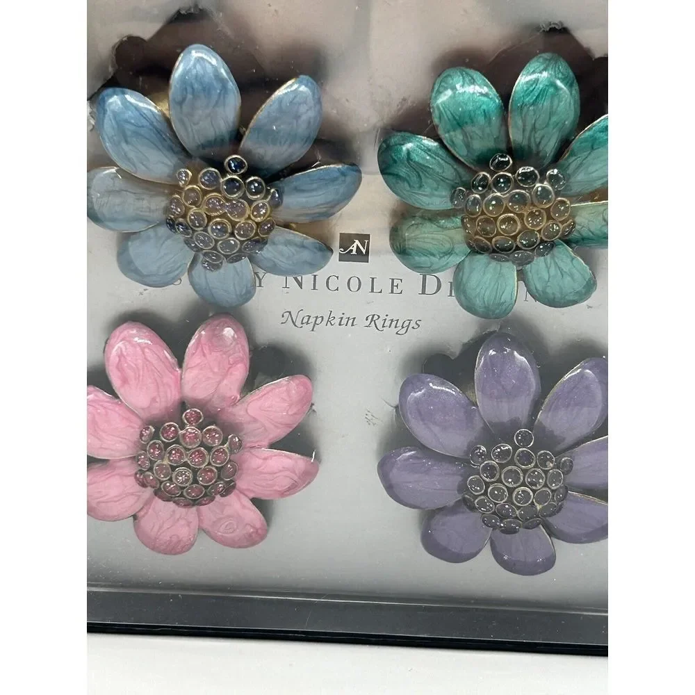 Vintage Tole Painted  Metal‎ Napkin Rings BOX of 4